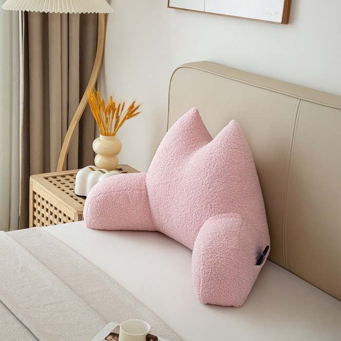 91家纺网 家纺一手货源 找家纺 沐沐家纺2026新款泰迪绒猫耳朵护腰靠背 粉色