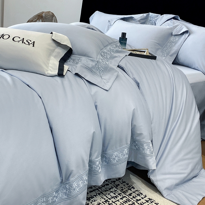 91家纺网 家纺一手货源 找家纺 星蕴家纺 2025新款100支双股长绒棉全棉纯棉刺绣四件套-柏林系列【最低控价券后288元！会员标准220，加大240，床笠+10元】 云山蓝