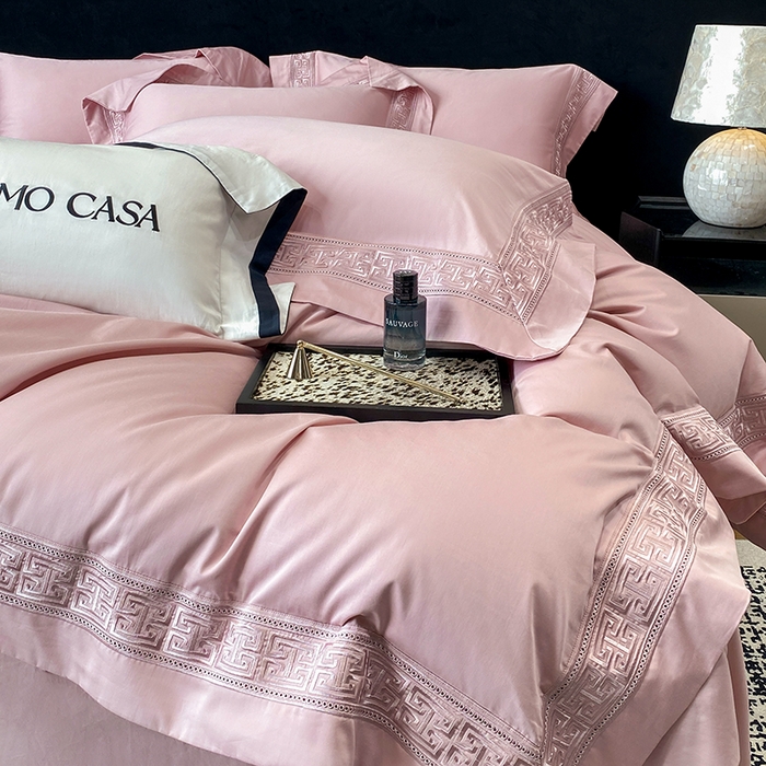 91家纺网 家纺一手货源 找家纺 星蕴家纺 2025新款双股长绒棉全棉纯棉刺绣四件套-柏林系列【最低控价券后288元！会员标准220，加大240，床笠+10元】 可可粉