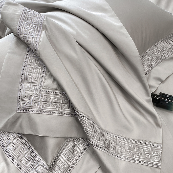 91家纺网 家纺一手货源 找家纺 星蕴家纺 2025新款双股长绒棉全棉纯棉刺绣四件套-柏林系列【最低控价券后288元！会员标准220，加大240，床笠+10元】 星空灰