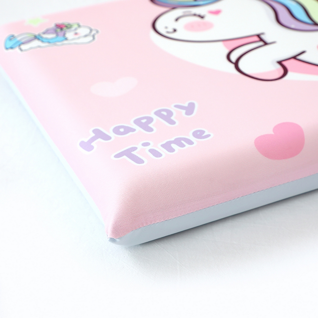 91家纺网 家纺一手货源 找家纺 八零年代 2025新款A类小凉皮儿童护颈枕慢回弹记忆枕学生午睡枕枕头枕芯 粉红马 30*50*5cm适合3-15岁