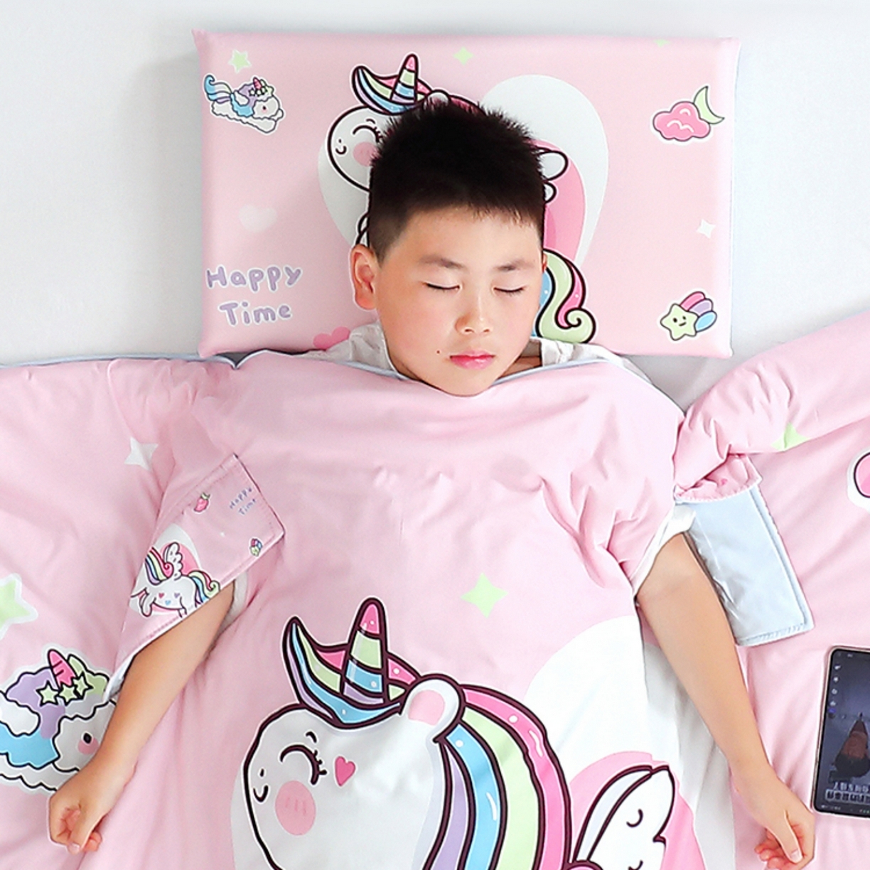 91家纺网 家纺一手货源 找家纺 八零年代 2025新款A类小凉皮儿童护颈枕慢回弹记忆枕学生午睡枕枕头枕芯 粉红马 30*50*5cm适合3-15岁