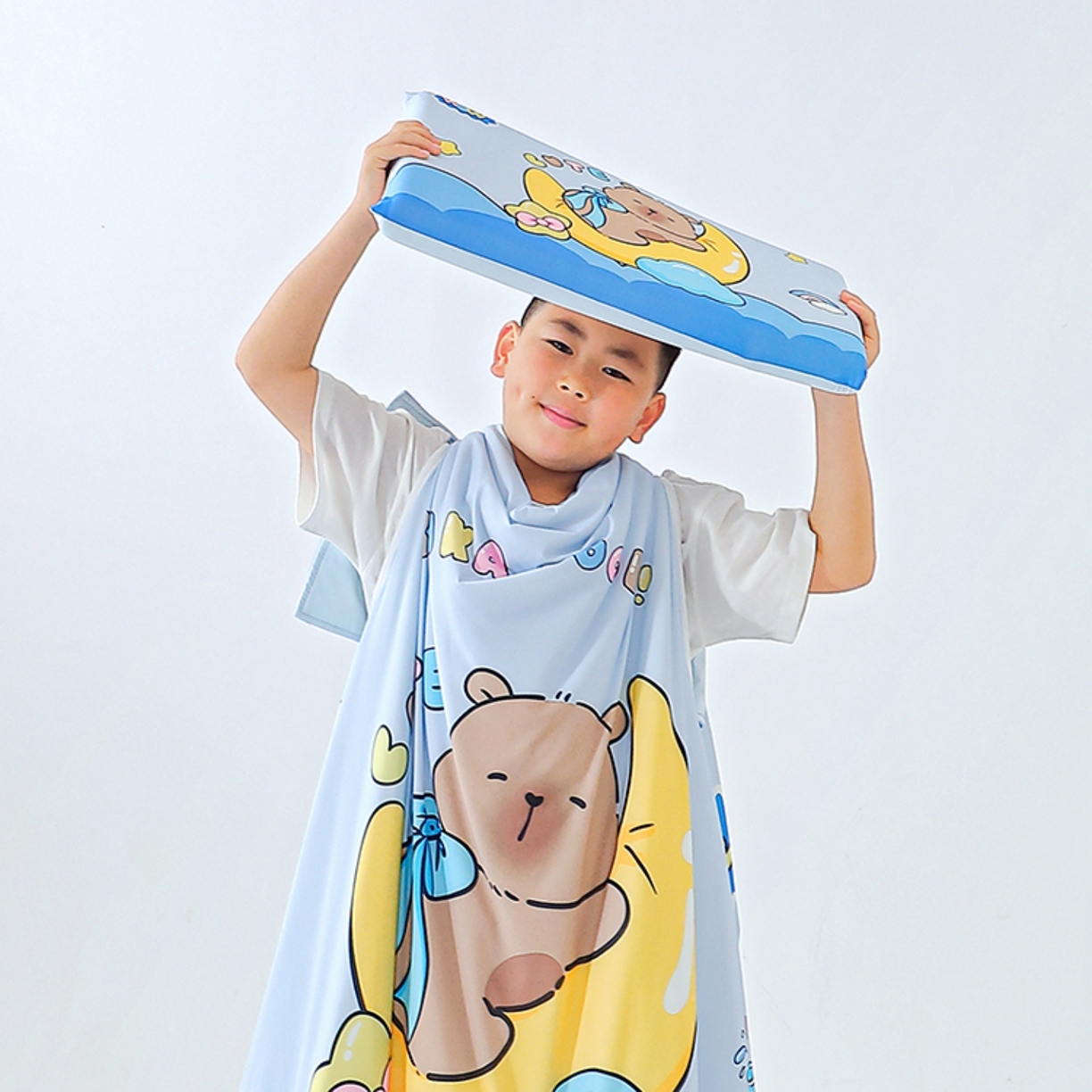 91家纺网 家纺一手货源 找家纺 八零年代 2025新款A类小凉皮儿童护颈枕慢回弹记忆枕学生午睡枕枕头枕芯 卡皮巴拉 30*50*5cm适合3-15岁