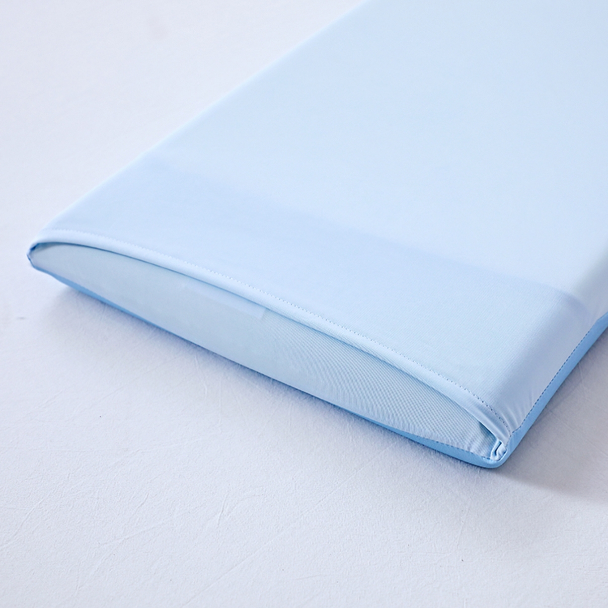 91家纺网 家纺一手货源 找家纺 八零年代 2025新款A类小凉皮儿童护颈枕慢回弹记忆枕学生午睡枕枕头枕芯 挖掘机 30*50*5cm适合3-15岁