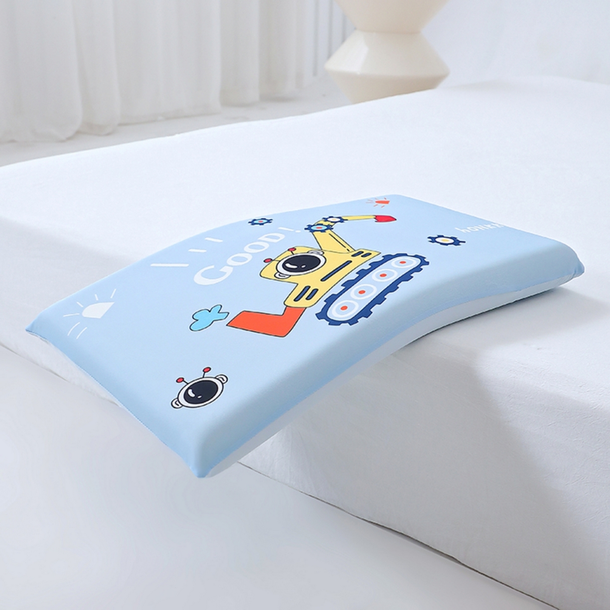 91家纺网 家纺一手货源 找家纺 八零年代 2025新款A类小凉皮儿童护颈枕慢回弹记忆枕学生午睡枕枕头枕芯 挖掘机 30*50*5cm适合3-15岁