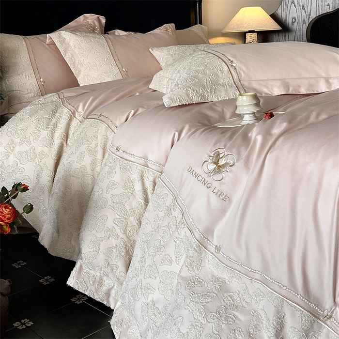 91家纺网 家纺一手货源 找家纺 （总）鼎飞家纺 2025新款长绒棉纯棉刺绣雕花四件套-蝶舞花语