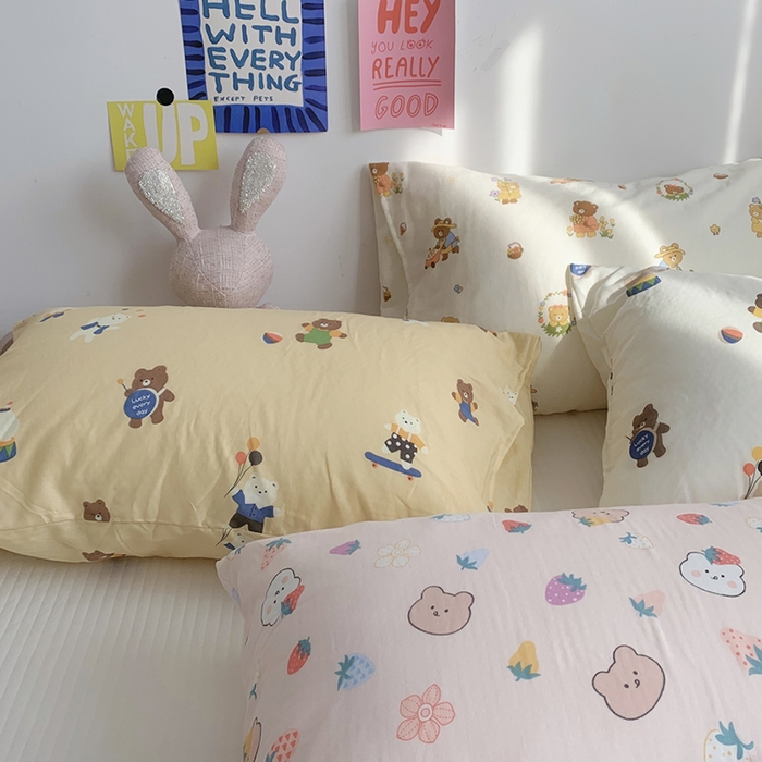 91家纺网 家纺一手货源 找家纺 柚可家居 2024新款全棉双层纱枕套-卡通系列 草莓波波粉