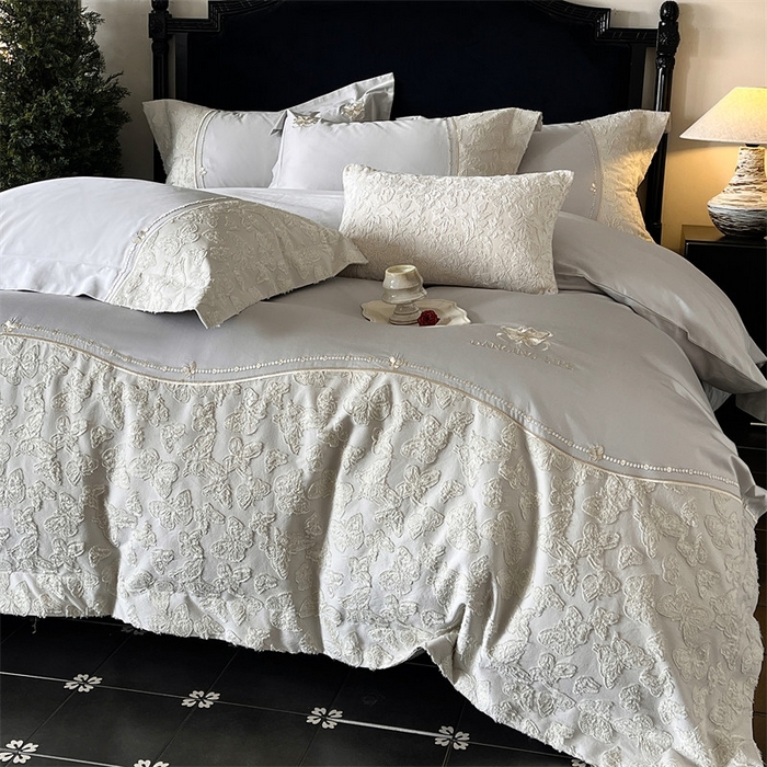 91家纺网 家纺一手货源 找家纺 鼎飞家纺 2025新款长绒棉纯棉刺绣雕花四件套-蝶舞花语 蝶舞花语-夜漠灰