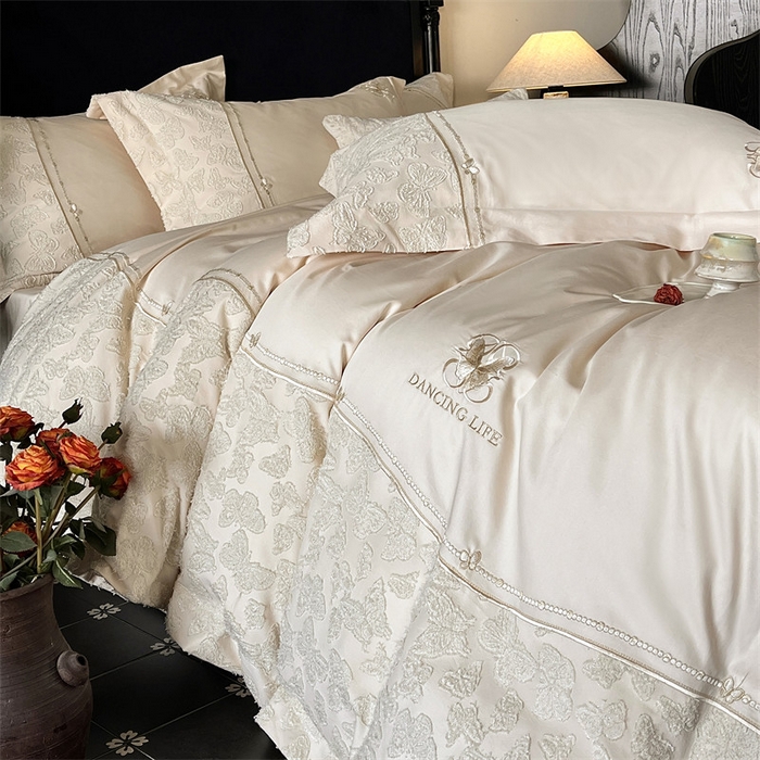 91家纺网 家纺一手货源 找家纺 鼎飞家纺 2025新款长绒棉纯棉刺绣雕花四件套-蝶舞花语 蝶舞花语-香草色