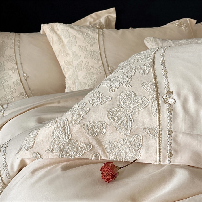 91家纺网 家纺一手货源 找家纺 鼎飞家纺 2025新款长绒棉纯棉刺绣雕花四件套-蝶舞花语 蝶舞花语-香草色