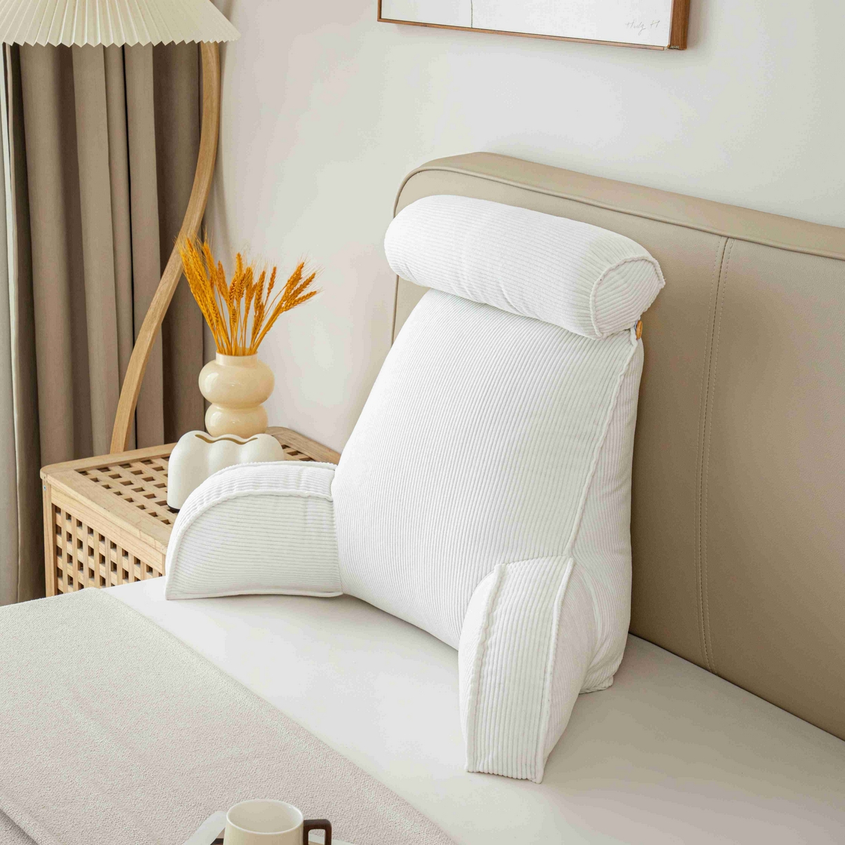 91家纺网 家纺一手货源 找家纺 沐沐家纺 2026新款灯芯绒护腰靠背 白色