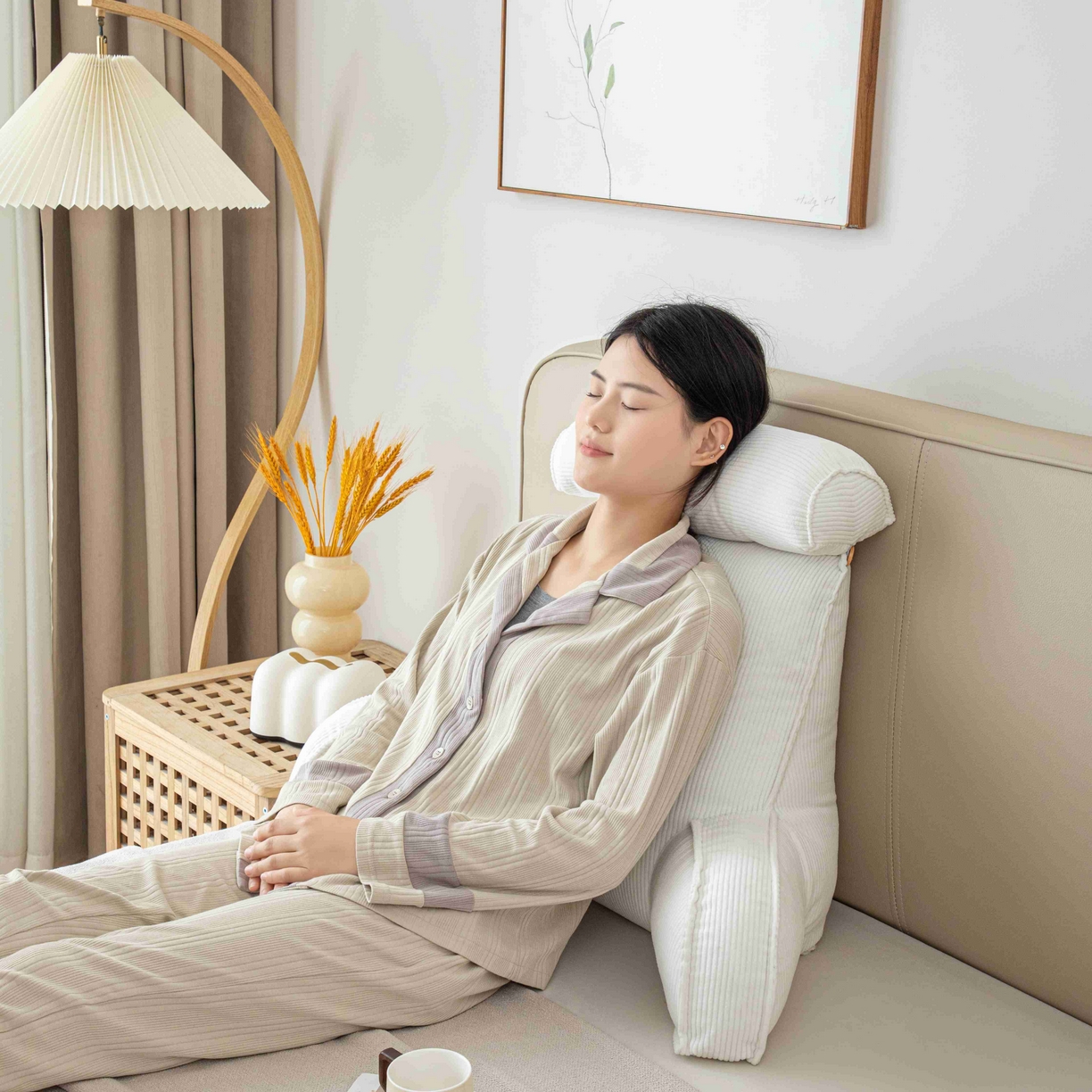 91家纺网 家纺一手货源 找家纺 沐沐家纺 2026新款灯芯绒护腰靠背 白色