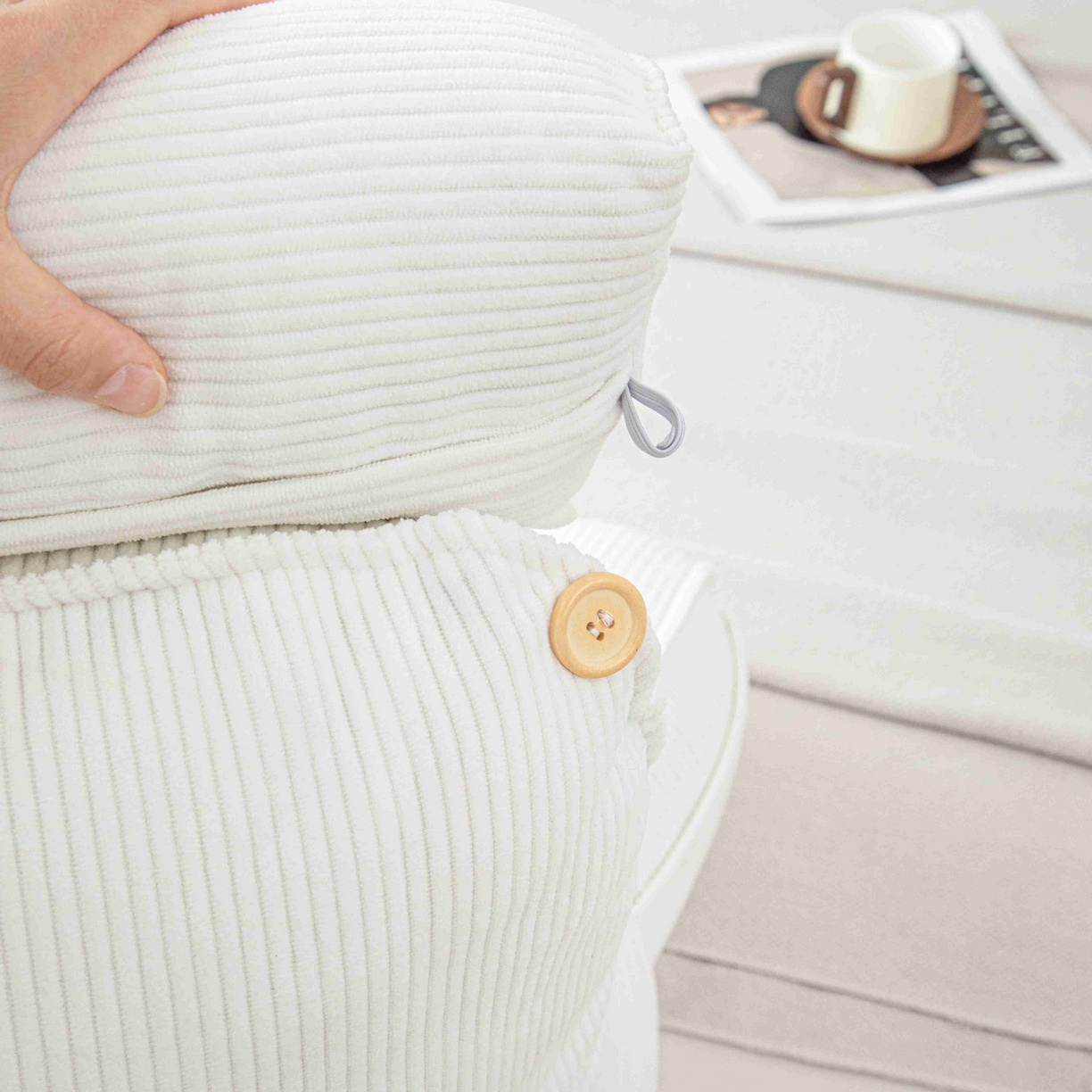 91家纺网 家纺一手货源 找家纺 沐沐家纺 2026新款灯芯绒护腰靠背 白色