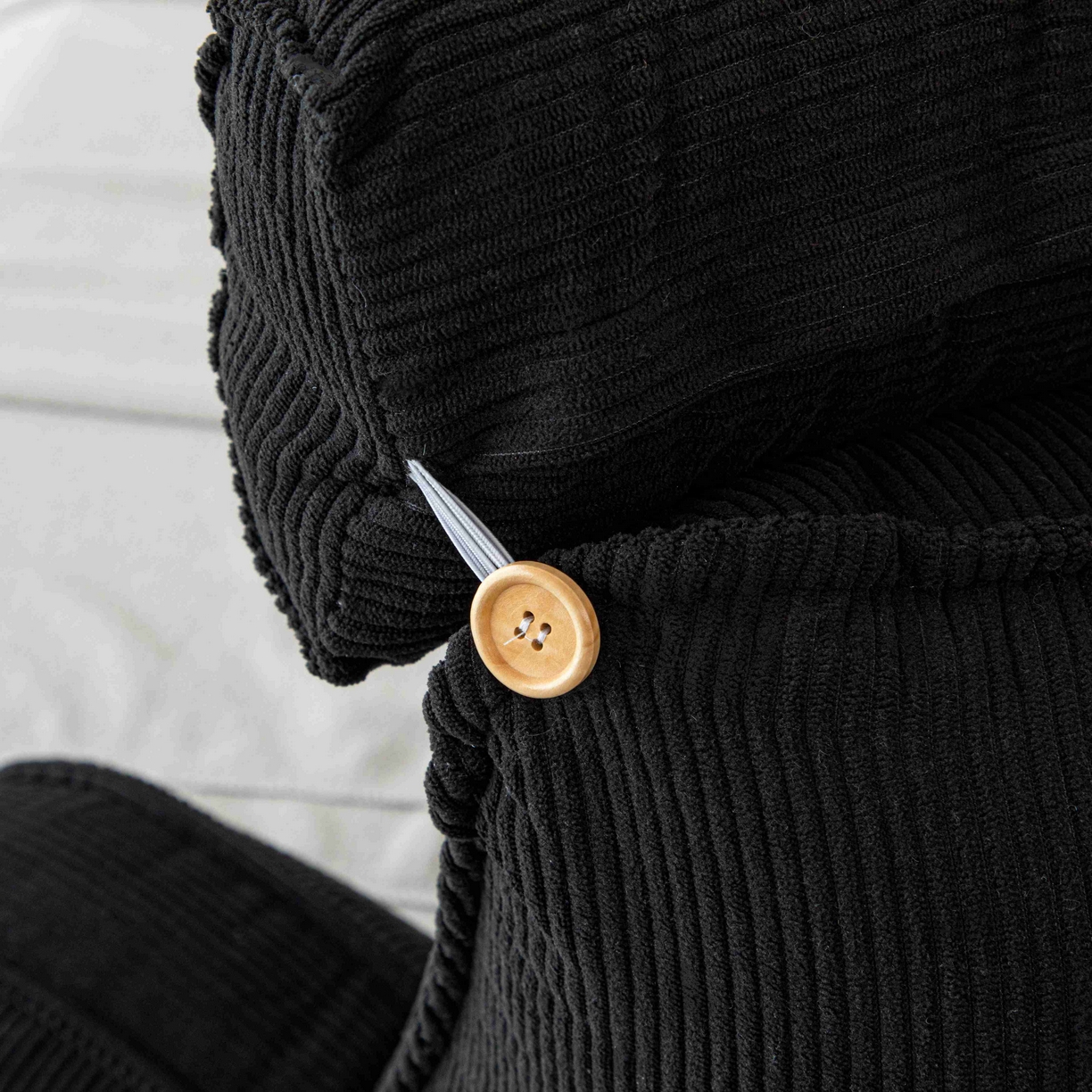 91家纺网 家纺一手货源 找家纺 沐沐家纺 2026新款灯芯绒护腰靠背 黑色