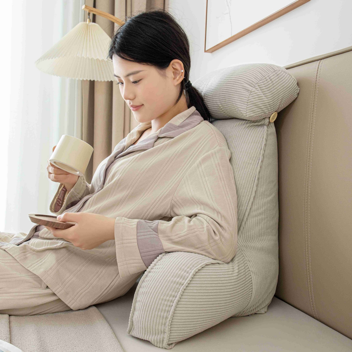 91家纺网 家纺一手货源 找家纺 沐沐家纺 2026新款灯芯绒护腰靠背 灰色