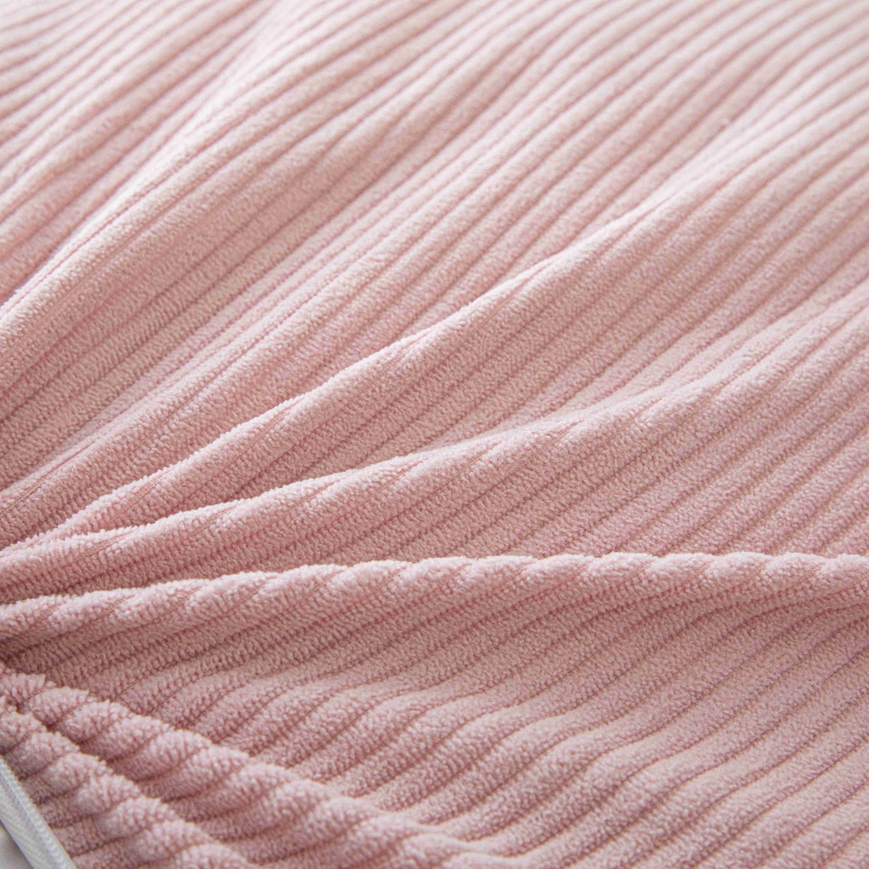 91家纺网 家纺一手货源 找家纺 沐沐家纺 2026新款灯芯绒护腰靠背 樱花粉