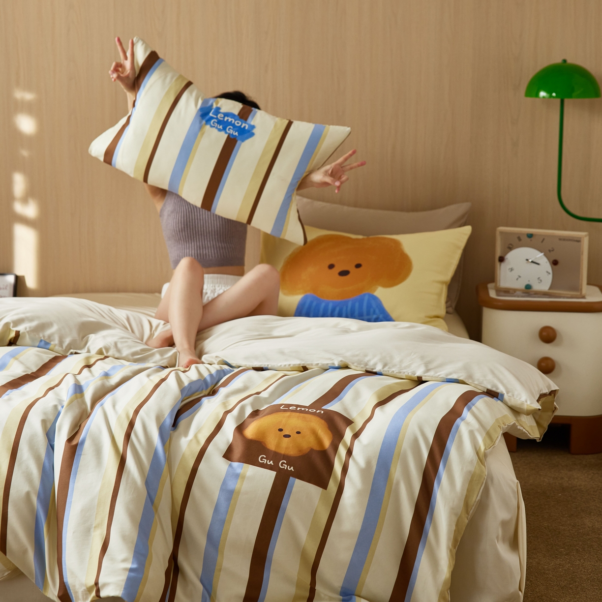 91家纺网 家纺一手货源 找家纺 安莱生活2025春夏新款天丝棉四件套 巧乐兹熊