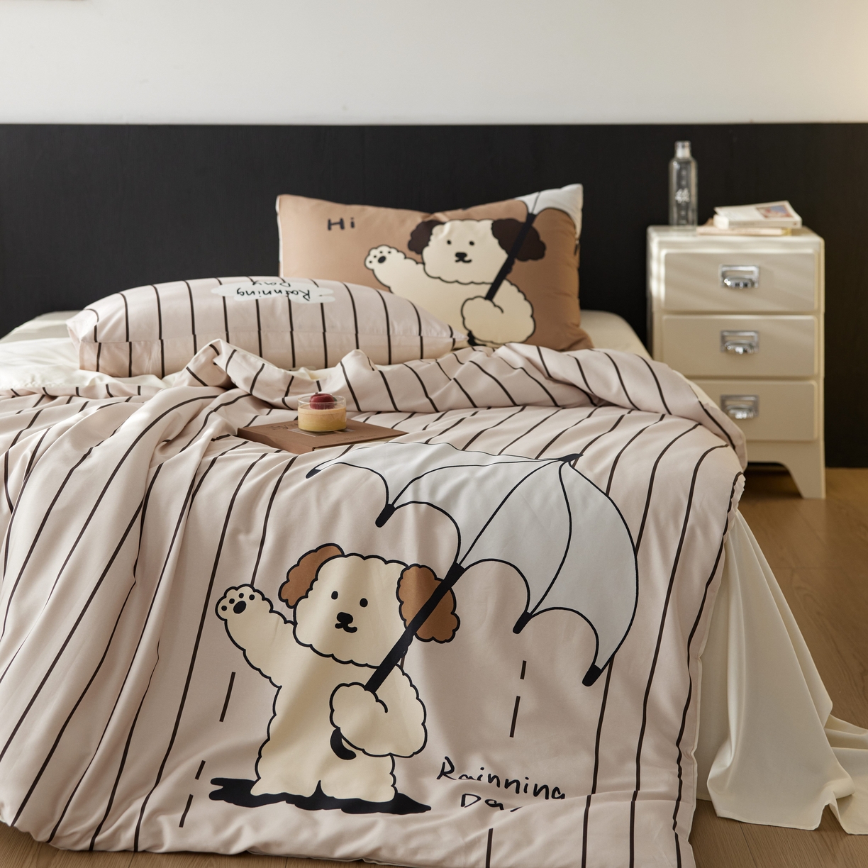 91家纺网 家纺一手货源 找家纺 安莱生活2025春夏新款天丝棉四件套 线条小狗-咖