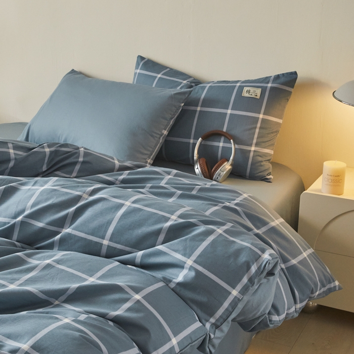 91家纺网 家纺一手货源 找家纺 莱通家纺 2025新款纯色双拼四件套 蓝调时刻