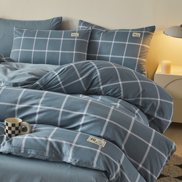 91家纺网 家纺一手货源 找家纺 莱通家纺 2025新款纯色双拼四件套 蓝调时刻