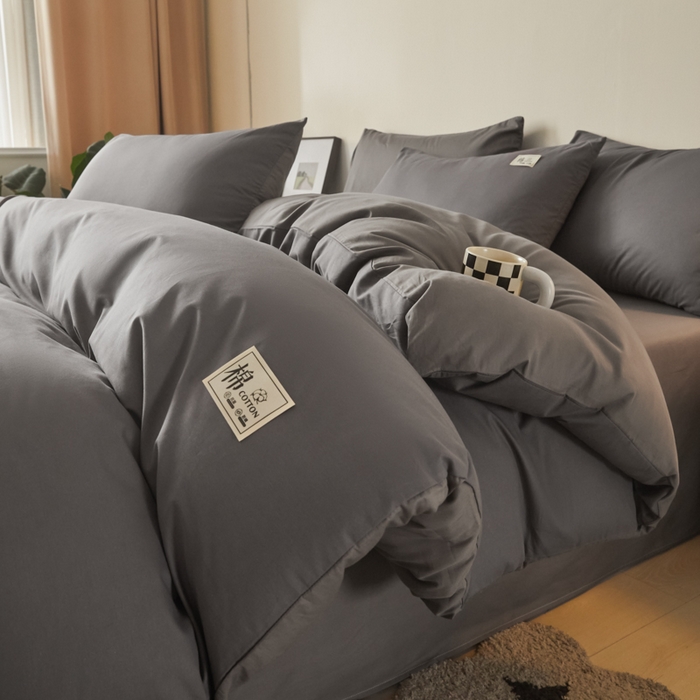 91家纺网 家纺一手货源 找家纺 莱通家纺 2025新款纯色双拼四件套 深灰+浅灰
