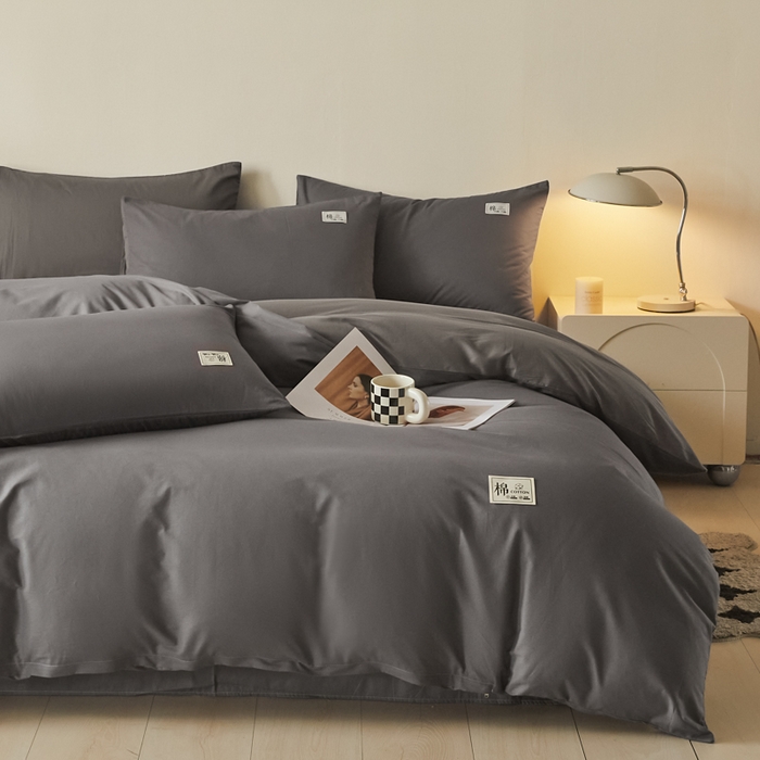 91家纺网 家纺一手货源 找家纺 莱通家纺 2025新款纯色双拼四件套 深灰+浅灰