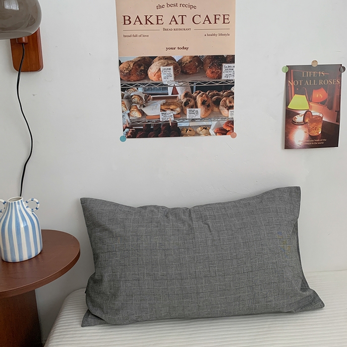 91家纺网 家纺一手货源 找家纺 柚可家居 2024新款机理纹小提花纯棉单枕套 深灰 机理纹小提花 单枕套