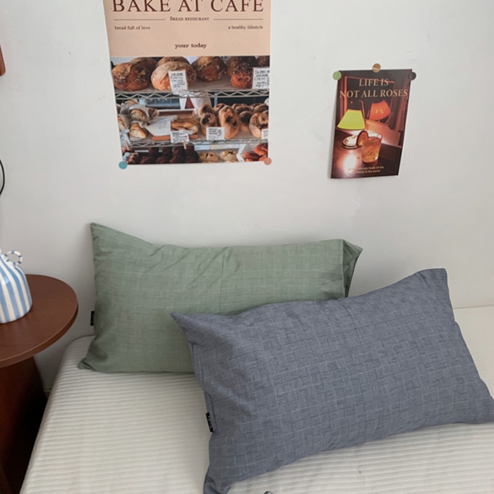 91家纺网 家纺一手货源 找家纺 柚可家居 2024新款机理纹小提花纯棉单枕套 牛仔蓝 机理纹小提花 单枕套