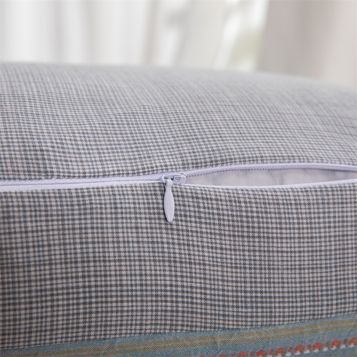 91家纺网 家纺一手货源 找家纺 金牛2025新款荞麦枕全棉提花睡眠科技肩颈养护枕全荞麦壳枕头+枕芯 全棉提花肩颈养护枕35×55-蓝灰