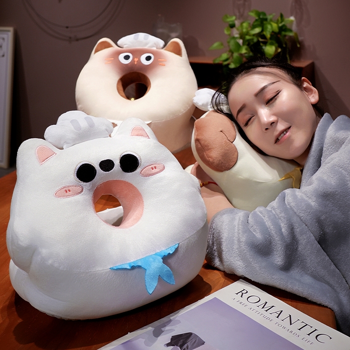 91家纺网 家纺一手货源 找家纺 （总）仟亿莱2025新款圆眼小厨师冰豆豆双面午睡枕