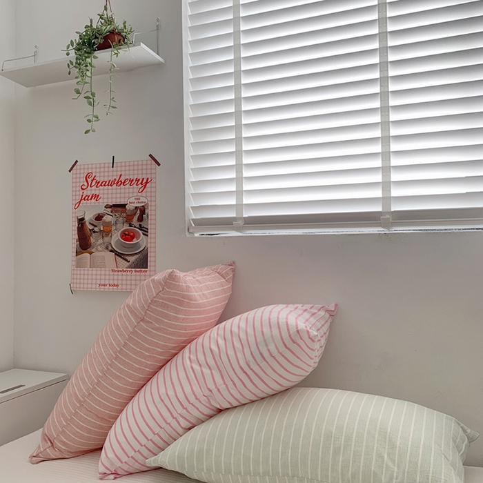 91家纺网 家纺一手货源 找家纺 柚可家居 2024新款水洗棉条纹系列单枕套-系列四 细竖条红色