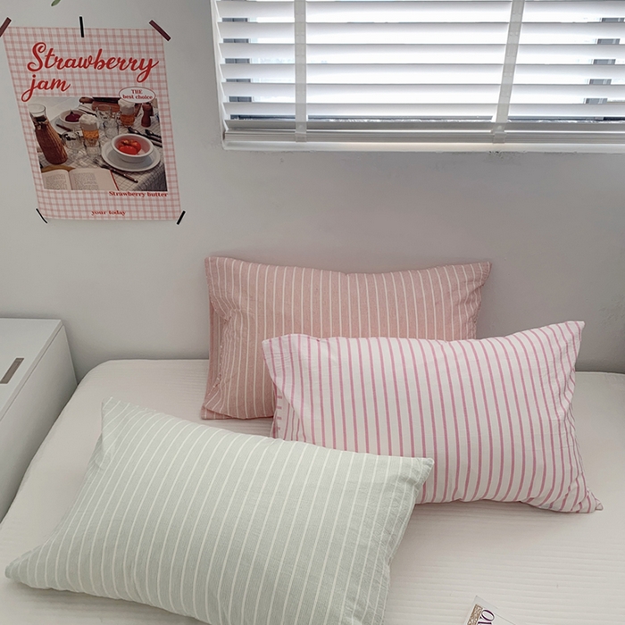 91家纺网 家纺一手货源 找家纺 柚可家居 2024新款水洗棉条纹系列单枕套-系列四 细竖条绿色