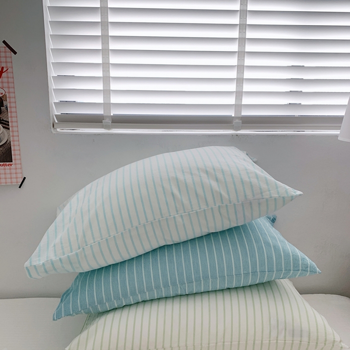 91家纺网 家纺一手货源 找家纺 柚可家居 2024新款水洗棉条纹系列单枕套-系列三 细竖条蓝色