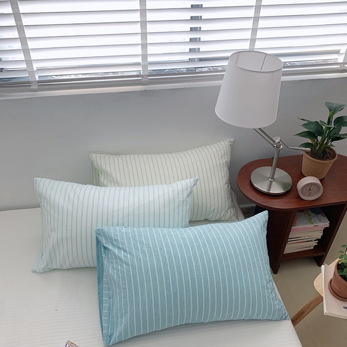 91家纺网 家纺一手货源 找家纺 柚可家居 2024新款水洗棉条纹系列单枕套-系列三 竖条绿色