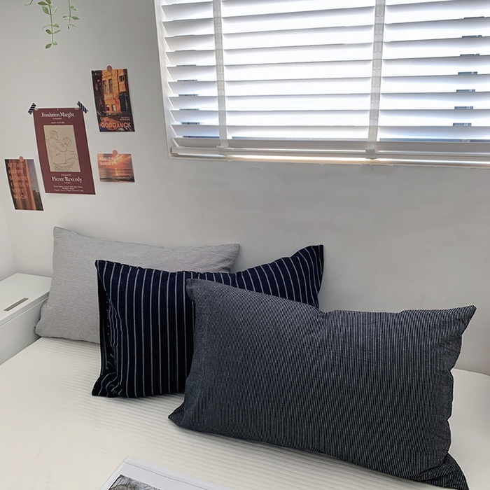 91家纺网 家纺一手货源 找家纺 柚可家居 2024新款水洗棉条纹系列单枕套-系列二 黑竖条纹