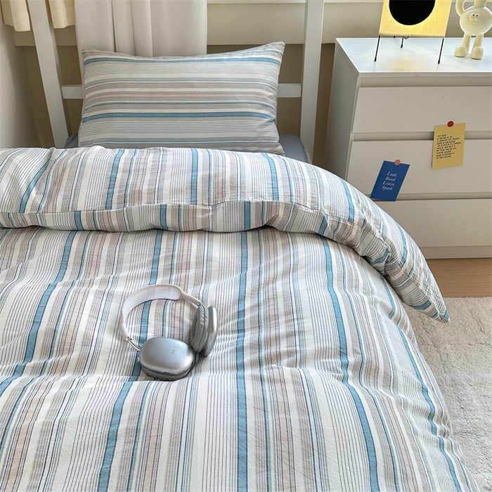 91家纺网 家纺一手货源 找家纺 北欧良品 2025新款A 类 AA版色织水洗棉 学生上下铺三件套 梦境蓝