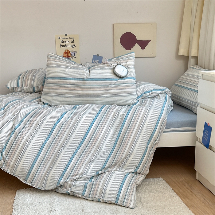 91家纺网 家纺一手货源 找家纺 北欧良品 2025新款A 类 AA版色织水洗棉 学生上下铺三件套 梦境蓝