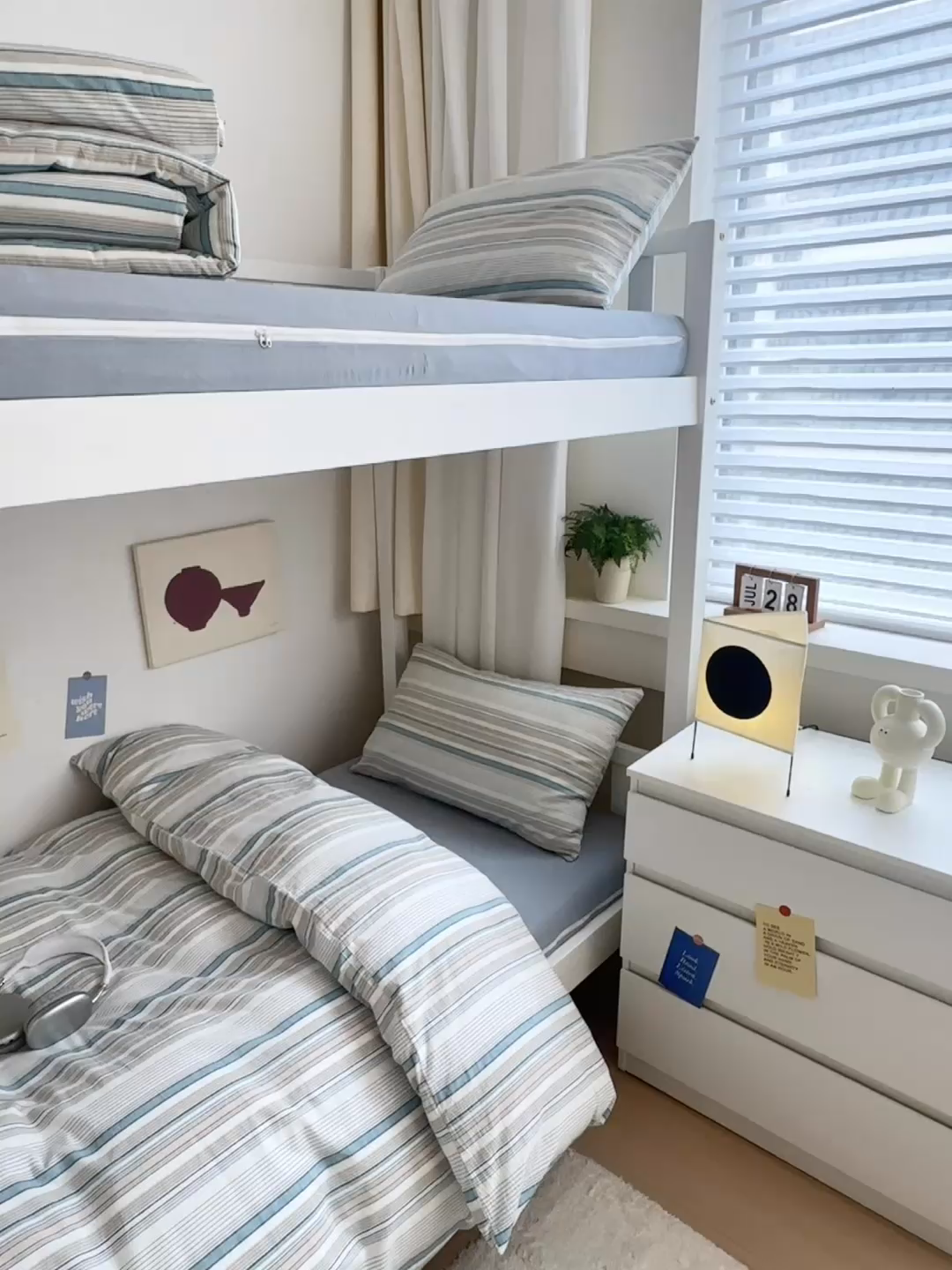 91家纺网 家纺一手货源 找家纺 北欧良品 2025新款A 类 AA版色织水洗棉 学生上下铺三件套 梦境蓝