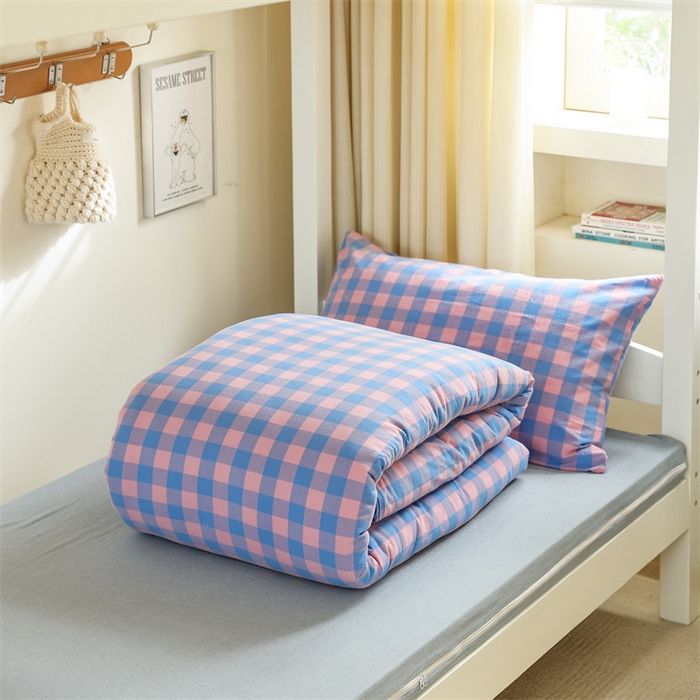 91家纺网 家纺一手货源 找家纺 北欧良品 2025新款A 类 AA版色织水洗棉 学生上下铺三件套 蓝紫中格