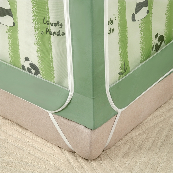 91家纺网 家纺一手货源 找家纺 显高蚊帐 2025春夏新款U门花边款坐床遮光防尘床帘式蚊帐 竹林熊猫-花边款