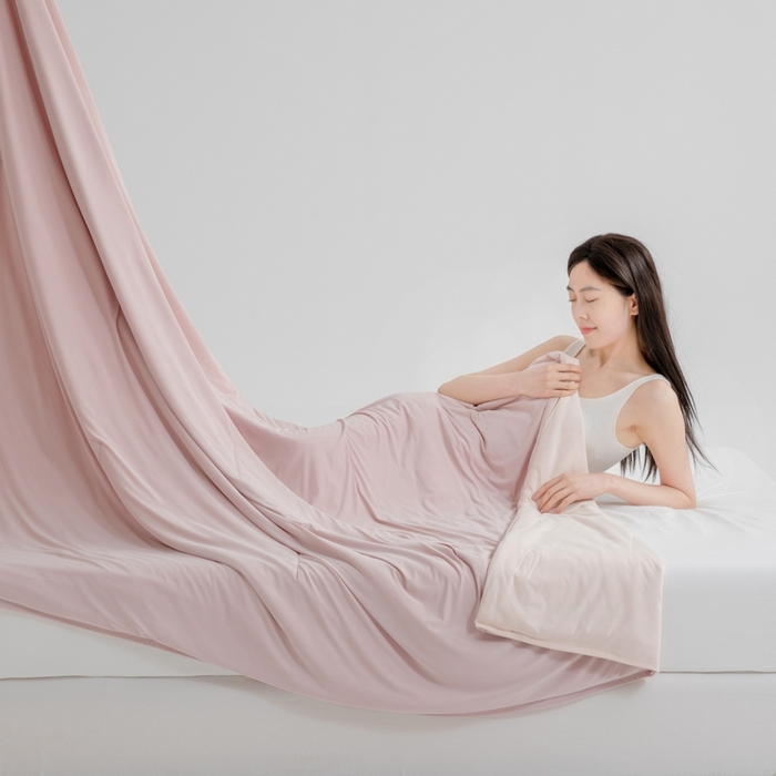 91家纺网 家纺一手货源 找家纺 伊梵居 2025春夏新款亚朵同款夏季被子双感深睡被夏被夏凉被pro2.0汇总 橘雾粉