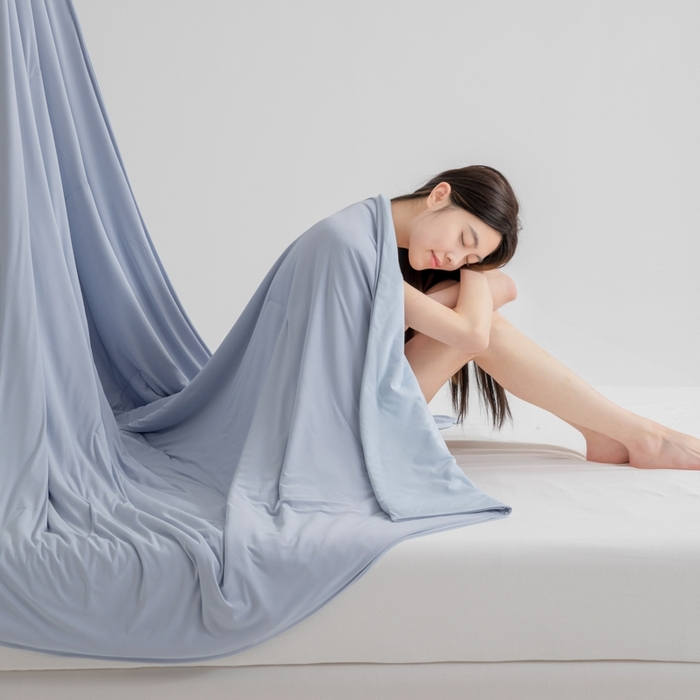 91家纺网 家纺一手货源 找家纺 伊梵居 2025春夏新款亚朵同款夏季被子双感深睡被夏被夏凉被pro2.0汇总 青空灰