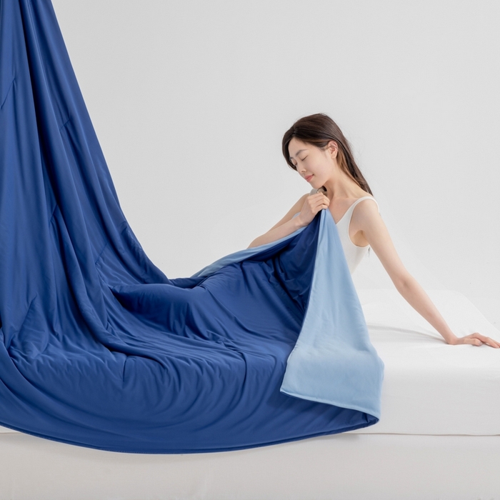 91家纺网 家纺一手货源 找家纺 伊梵居 2025春夏新款亚朵同款夏季被子双感深睡被夏被夏凉被pro2.0汇总 深睡蓝