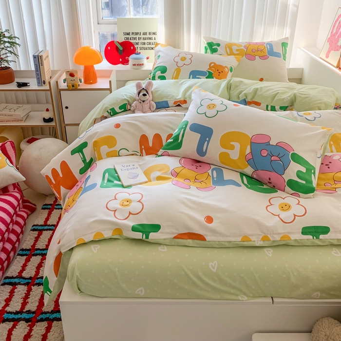 91家纺网 家纺一手货源 找家纺 爱丽丝2025新款全棉卡通印花四件套 春日游园会