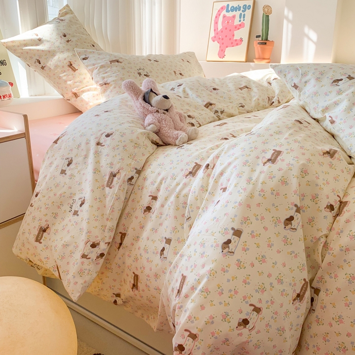 91家纺网 家纺一手货源 找家纺 爱丽丝2025新款全棉卡通印花四件套 狗狗乐园