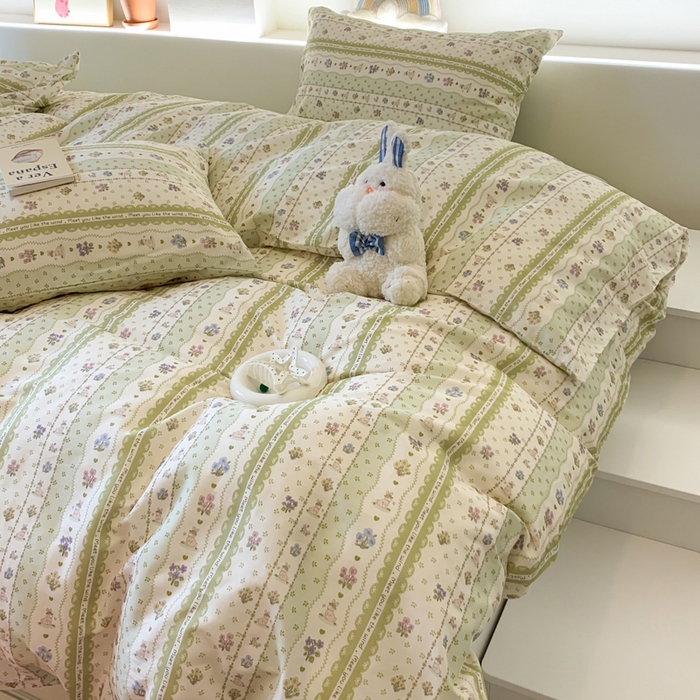 91家纺网 家纺一手货源 找家纺 爱丽丝2025新款全棉卡通印花四件套 花丛兔