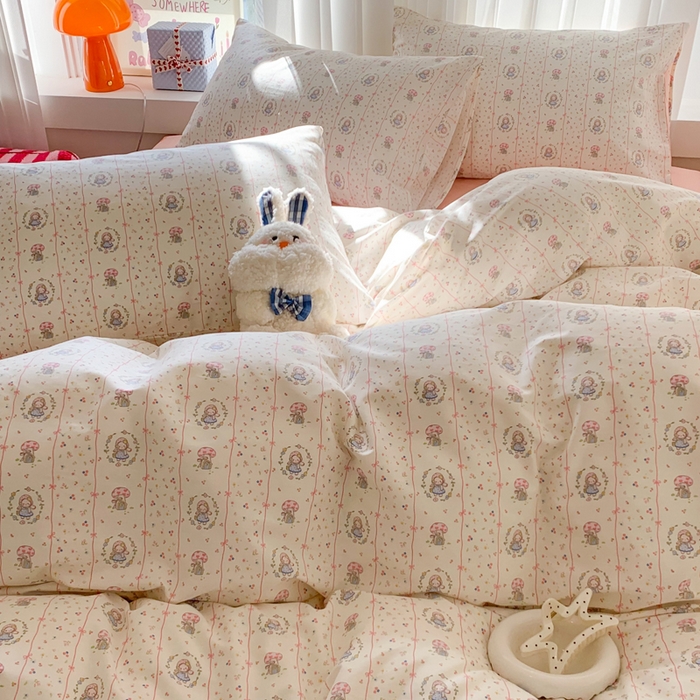 91家纺网 家纺一手货源 找家纺 爱丽丝2025新款全棉卡通印花四件套 花花公主