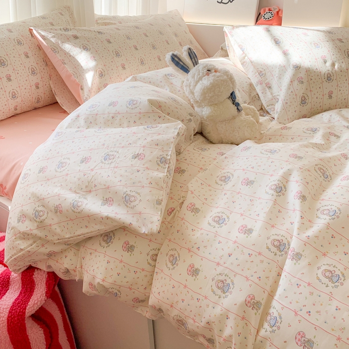 91家纺网 家纺一手货源 找家纺 爱丽丝2025新款全棉卡通印花四件套 花花公主