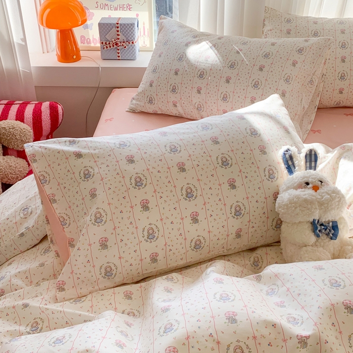 91家纺网 家纺一手货源 找家纺 爱丽丝2025新款全棉卡通印花四件套 花花公主