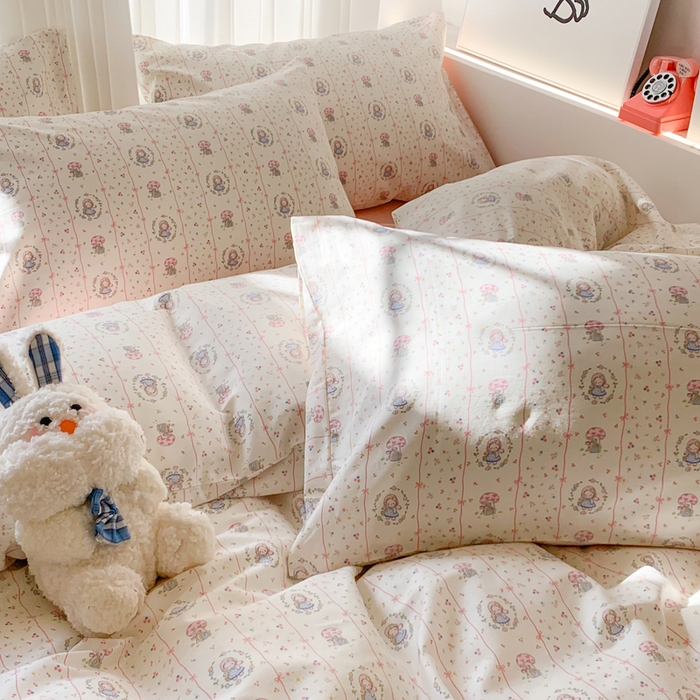 91家纺网 家纺一手货源 找家纺 爱丽丝2025新款全棉卡通印花四件套 花花公主